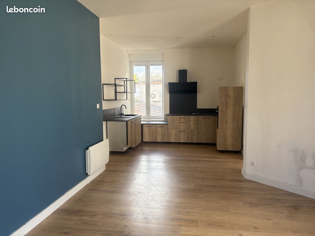 Appartement à vendre, 87m², Pont-Saint-Vincent