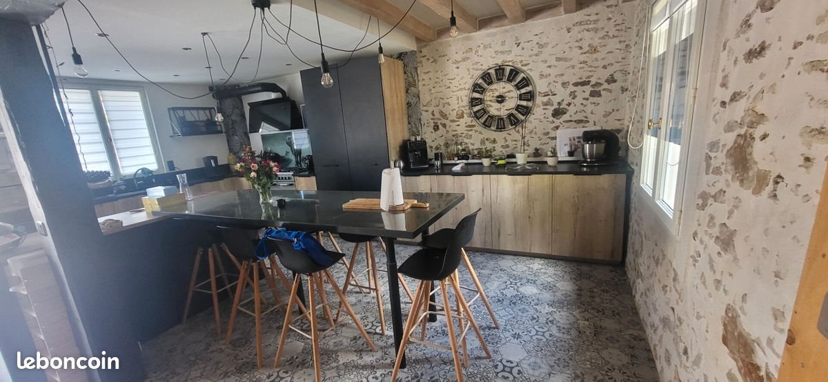 Maison à vendre, 150m², Salles