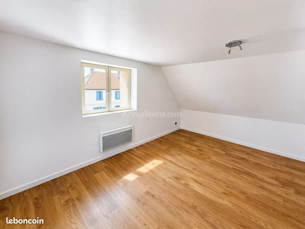 Appartement à vendre, 300m², Sainte-Croix-en-Plaine