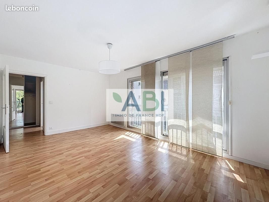 Appartement à louer, 49m², Lille