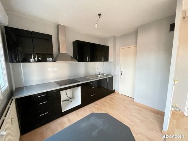 Appartement à louer, 79m², Lille
