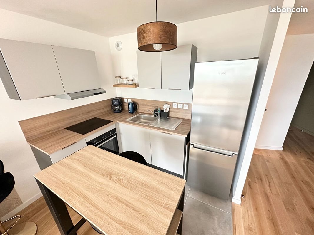Appartement à louer, 48m², Lille