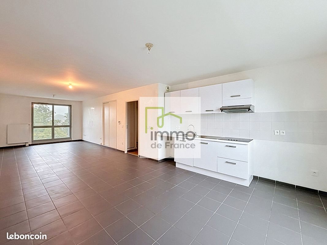 Appartement à louer, 77m², Lille