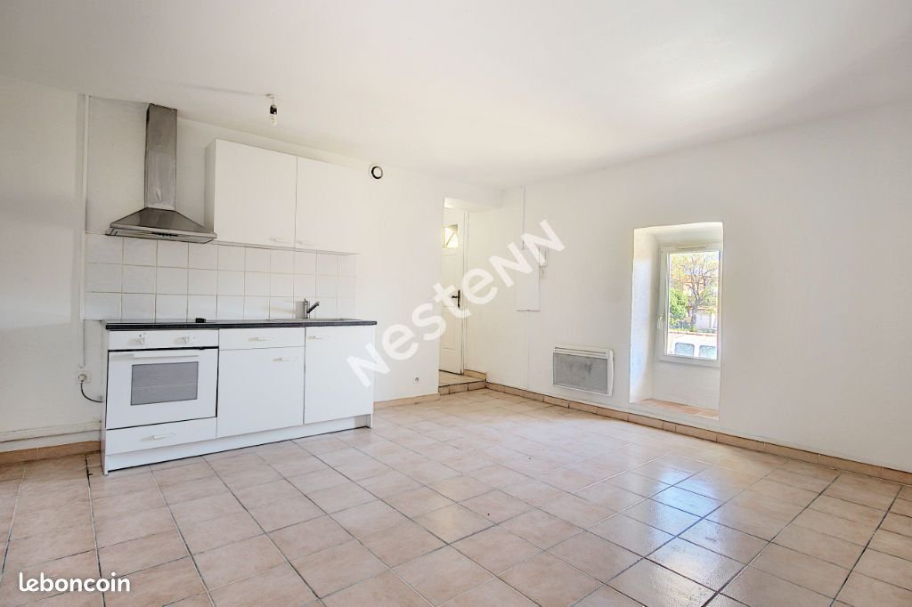 Appartement à louer, 41m², Miramas