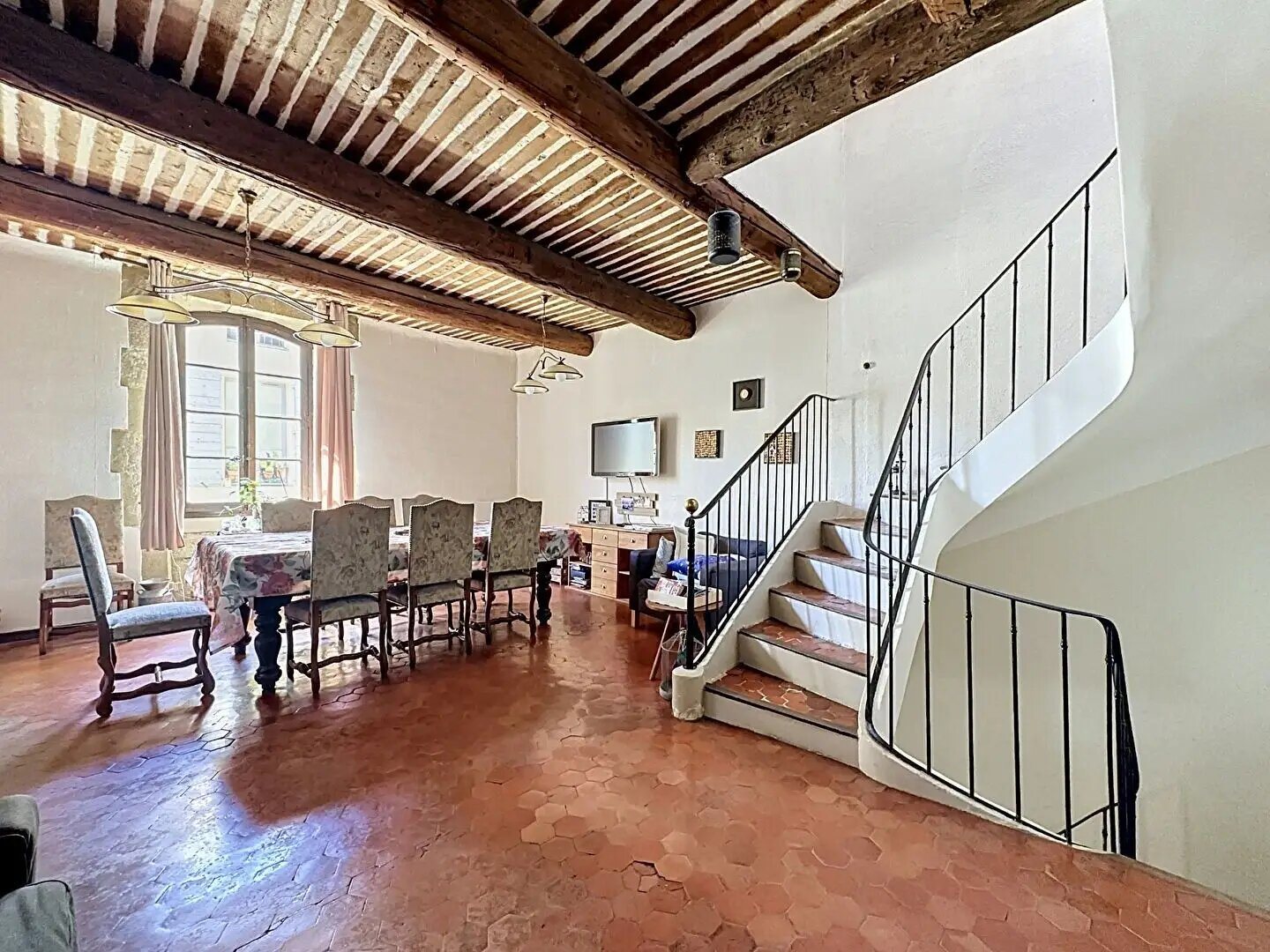 Maison à vendre, 190m², Eyguières