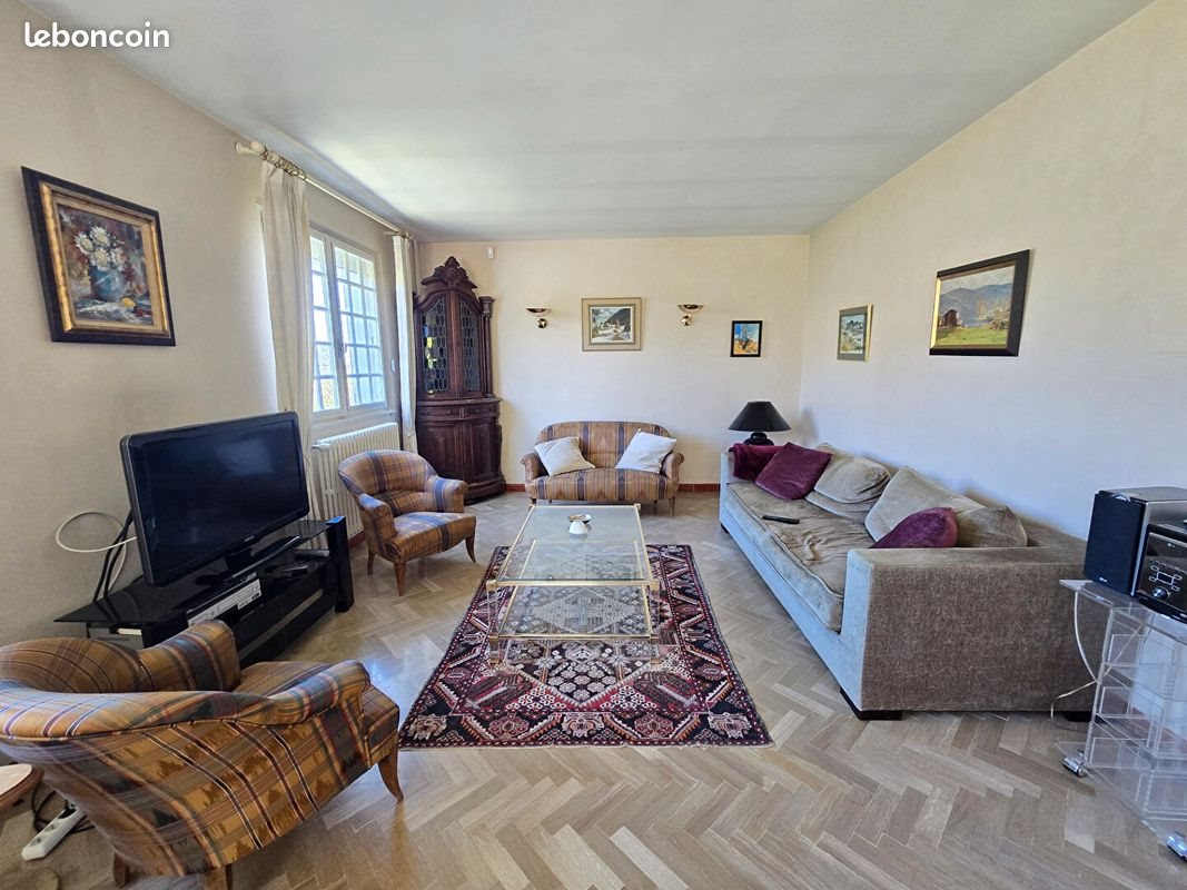 Maison à vendre, 257m², Pontarlier
