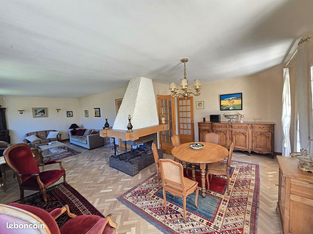 Maison à vendre, 257m², Pontarlier