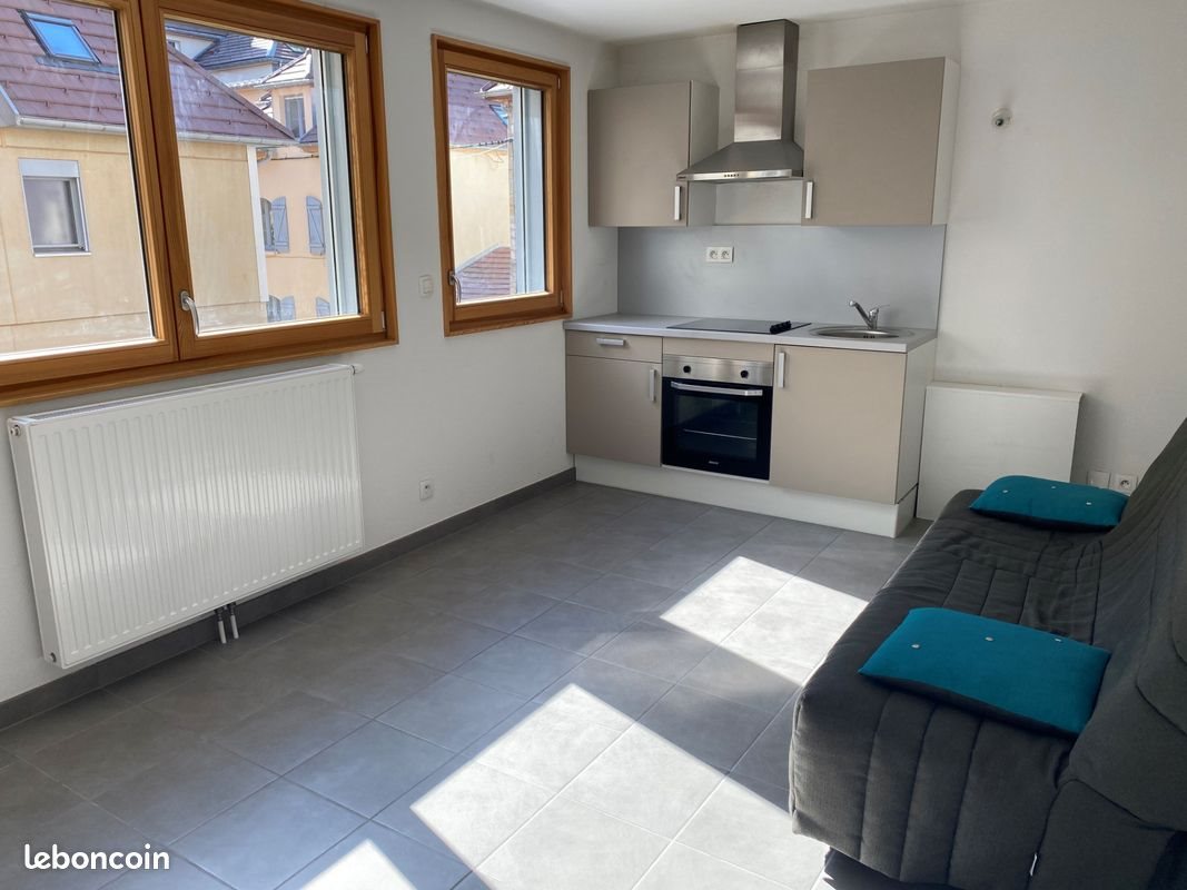 Appartement à louer, 25m², Pontarlier