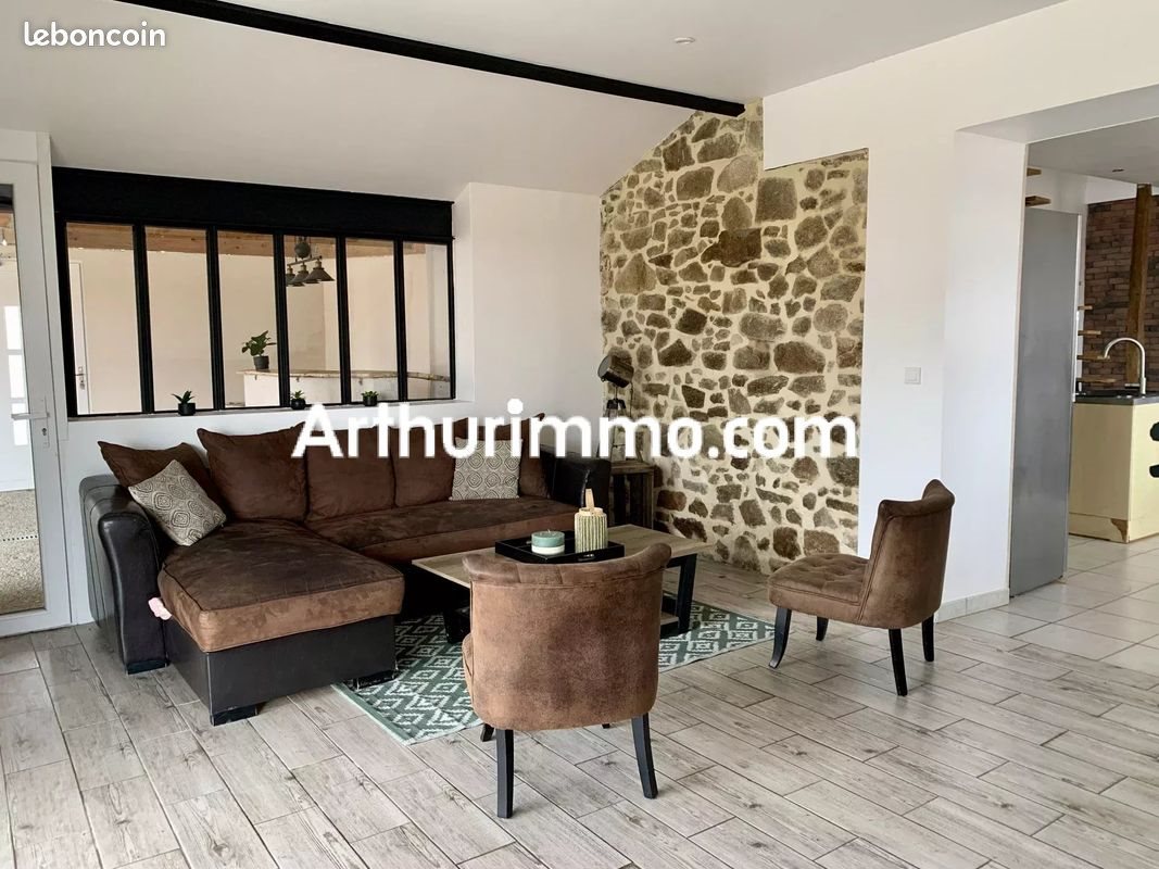 Maison à vendre, 167m², Mauléon