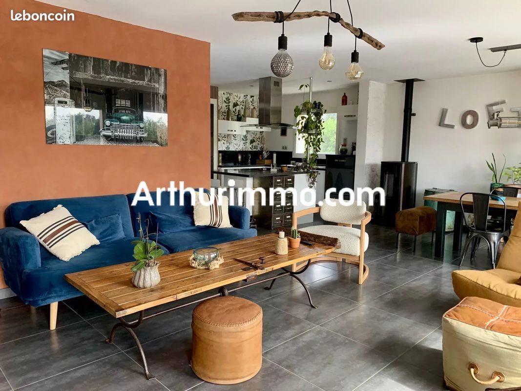 Maison à vendre, 111m², Combrand