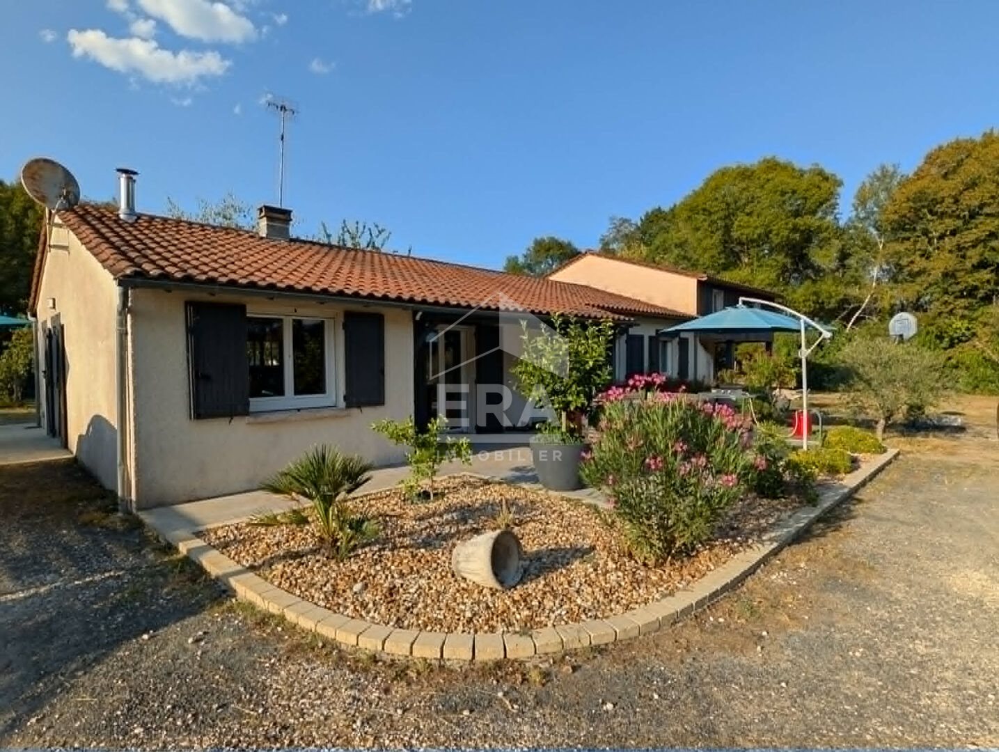 Maison à vendre, 185m², Montpon-Ménestérol
