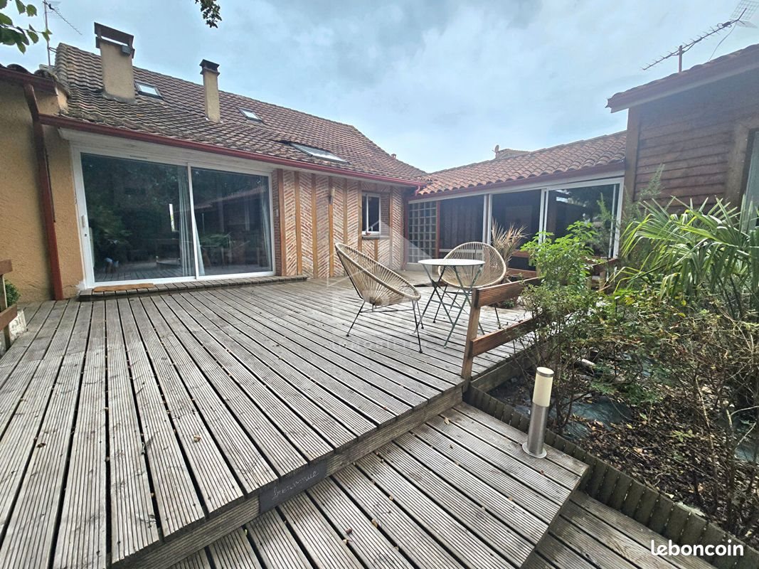 Maison à vendre, 188m², Montpon-Ménestérol