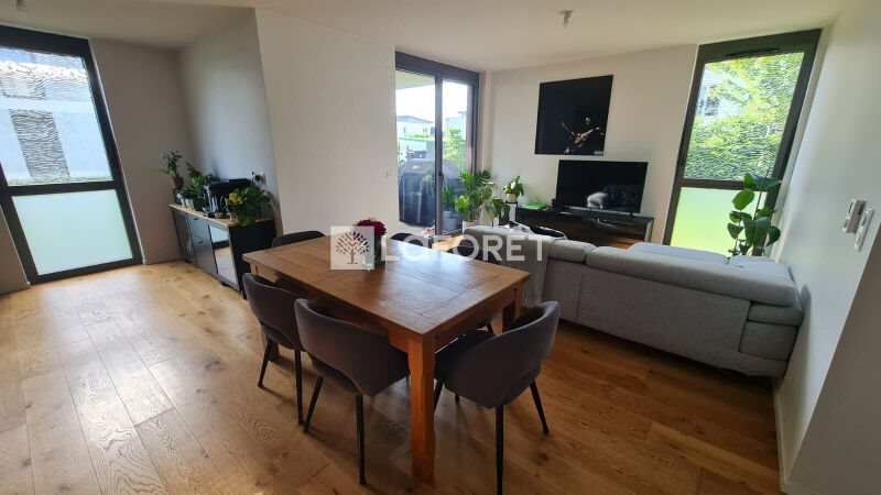 Appartement à louer, 69m², Village-Neuf