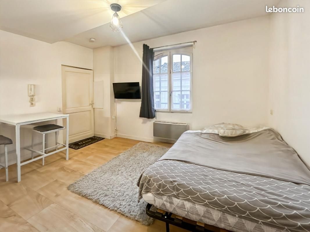 Appartement à louer, 19m², Montauban