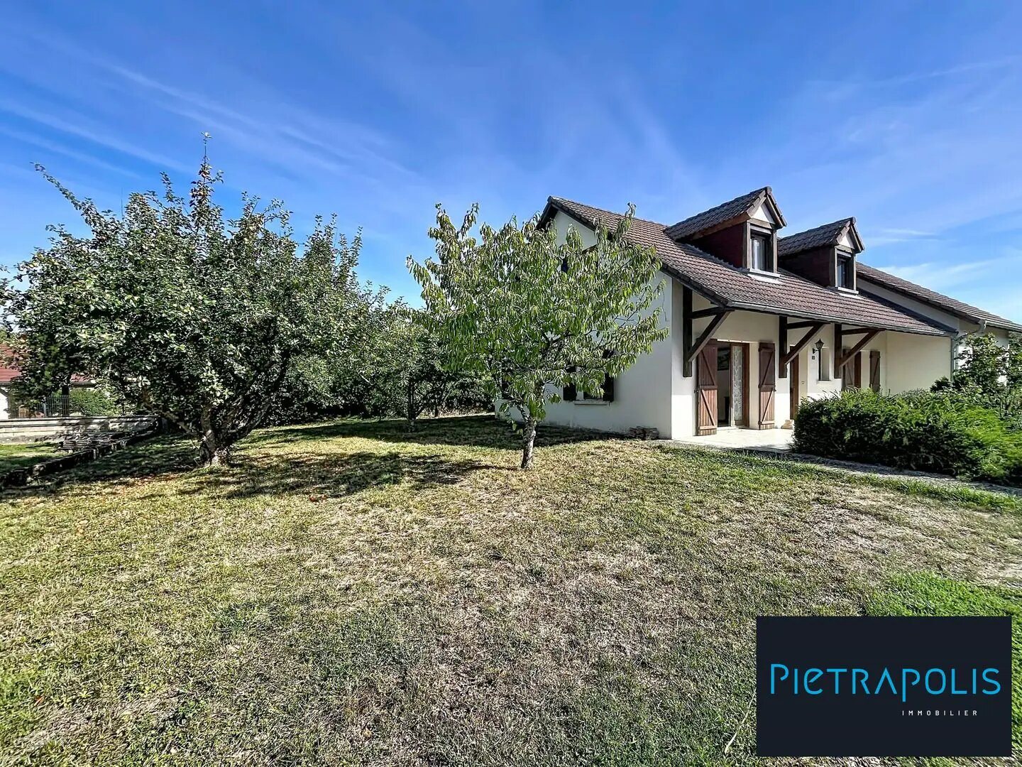 Maison à vendre, 141m², Villegusien-le-Lac
