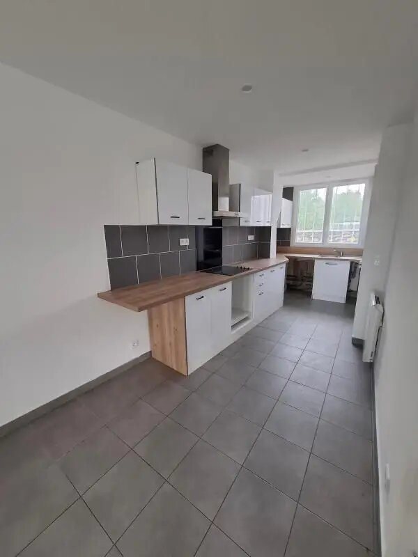 Maison à louer, 146m², Saint-Cyr-sur-Morin