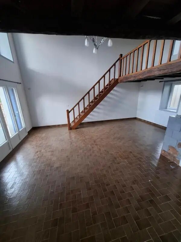 Maison à louer, 146m², Saint-Cyr-sur-Morin