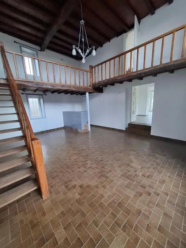 Maison à louer, 146m², Saint-Cyr-sur-Morin