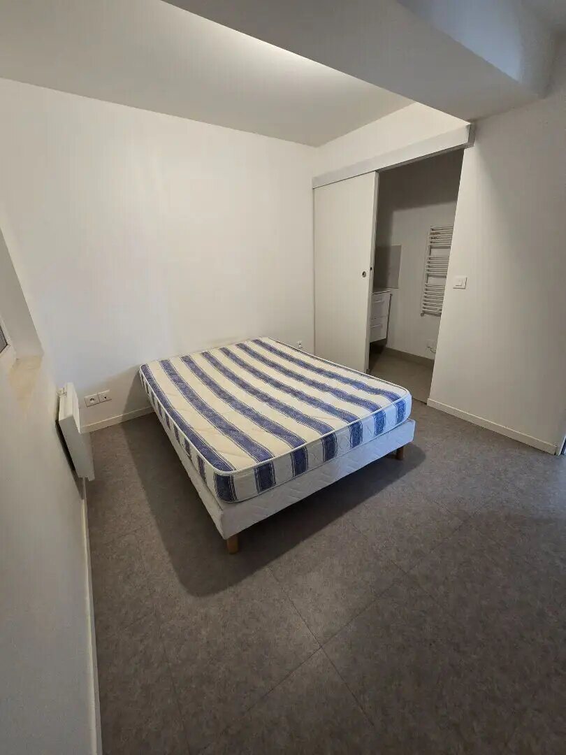 Appartement à louer, 34m², Mours