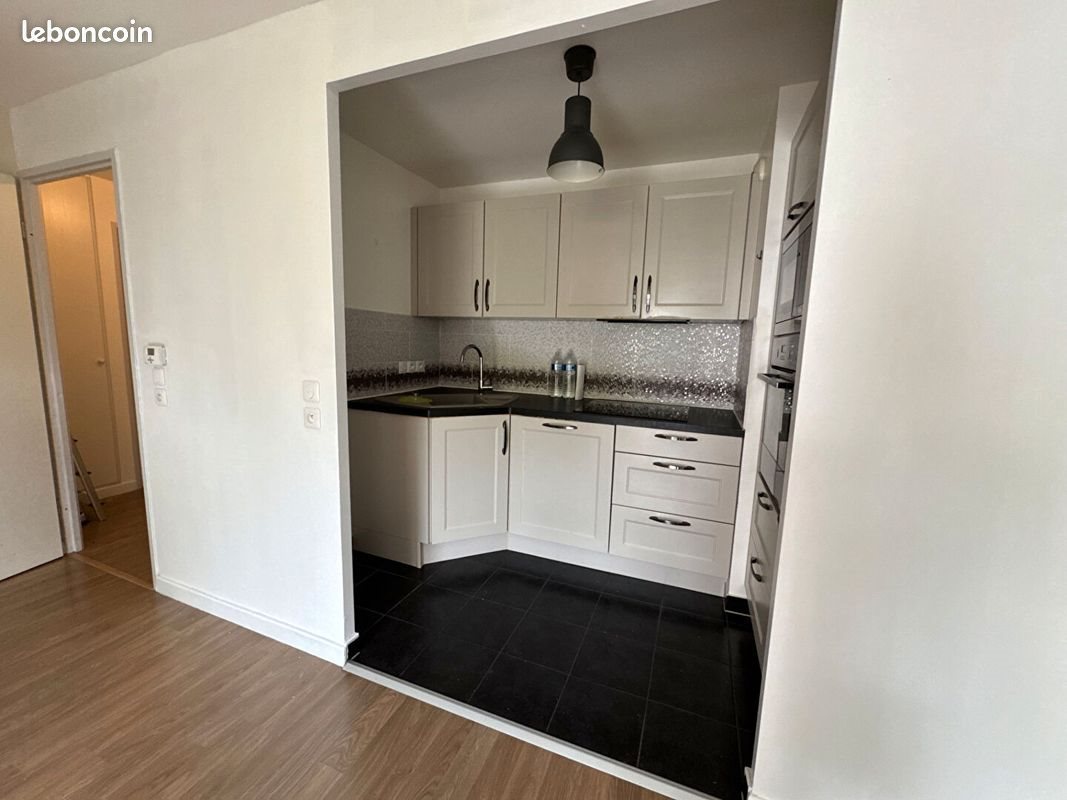 Appartement à louer, 57m², Persan