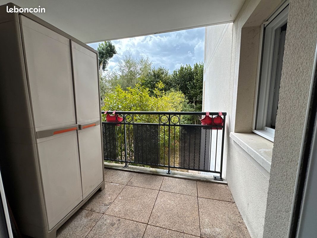 Appartement à louer, 57m², Persan