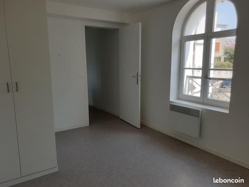 Appartement à louer, 40m², Mours