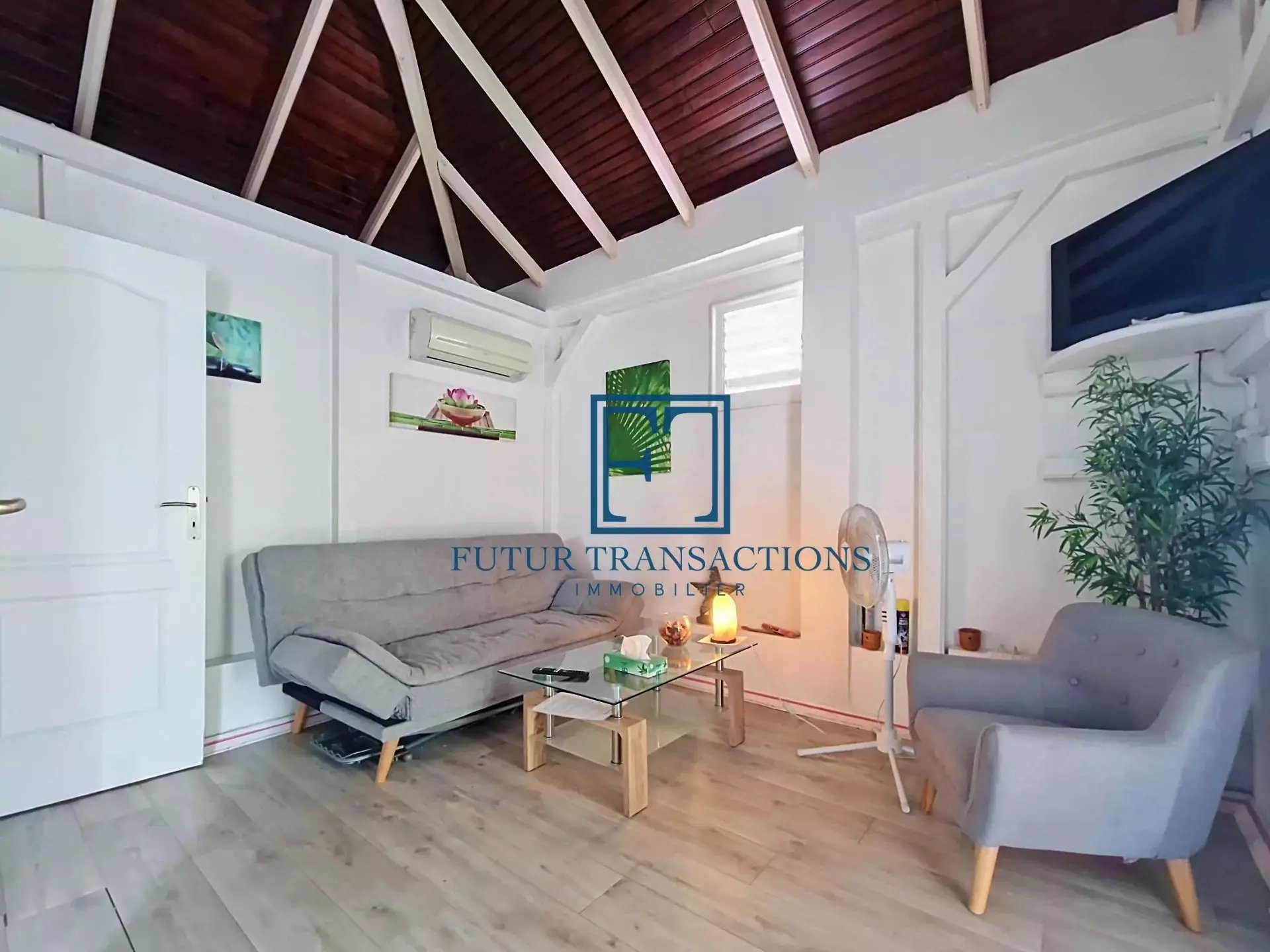 Maison à louer, 24m², Sainte-Anne