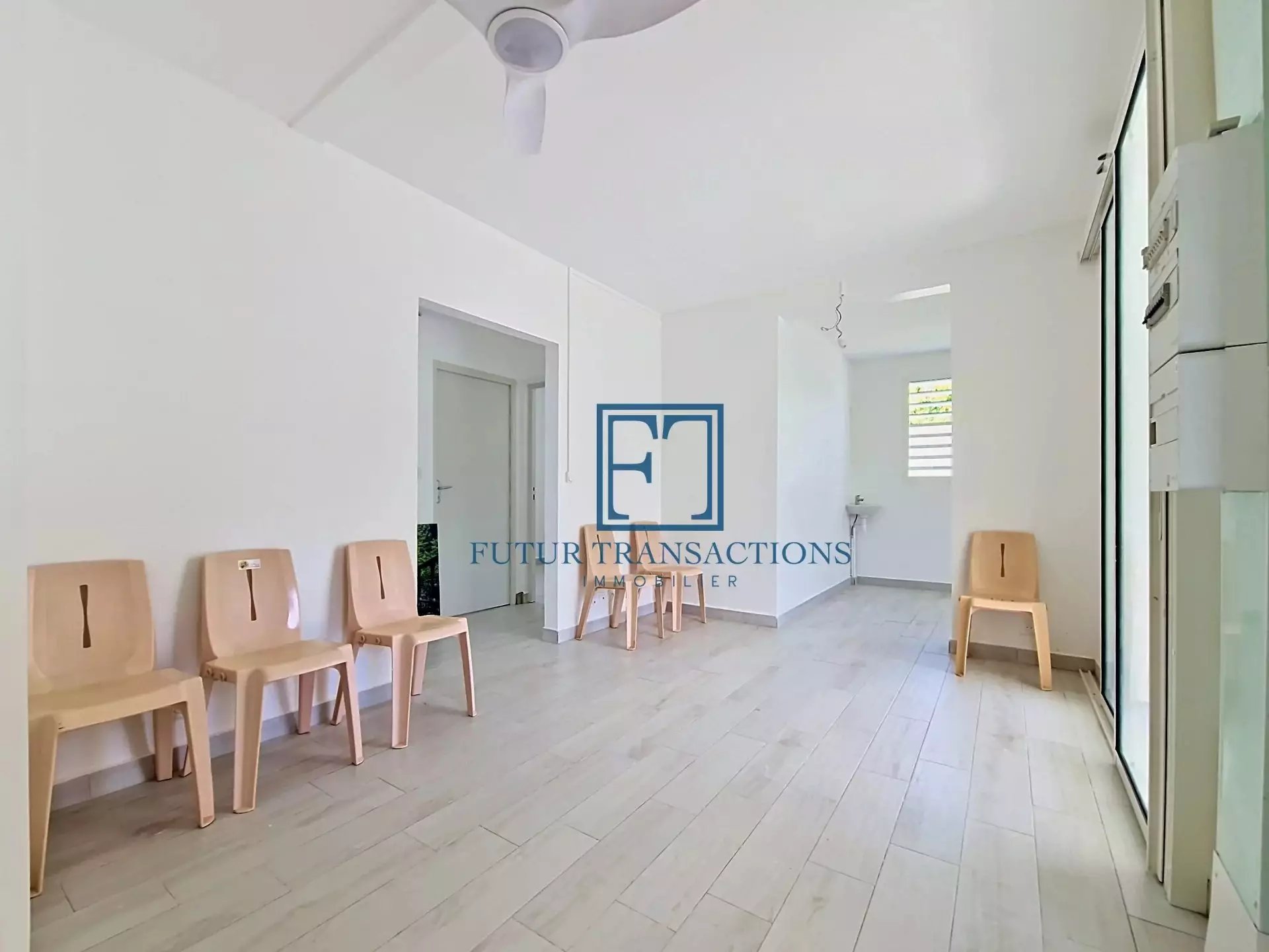 Maison à louer, 76m², Les Abymes