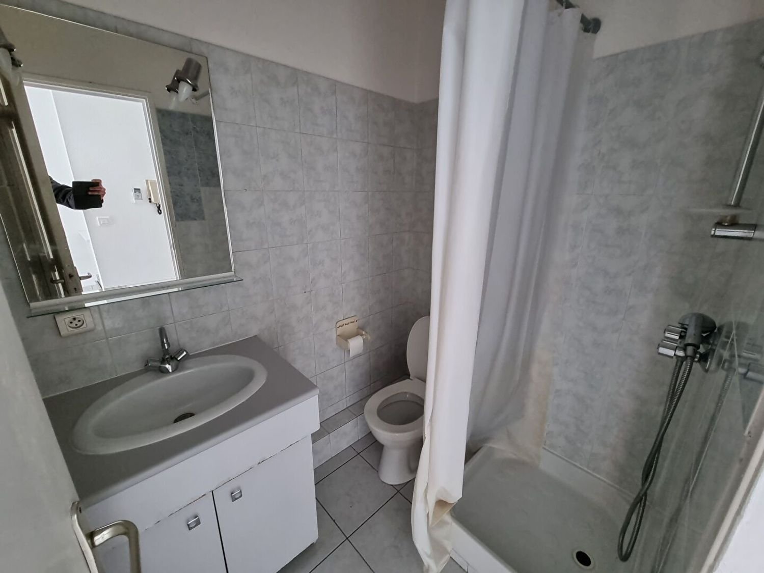 Appartement à louer, 29m², Marignane