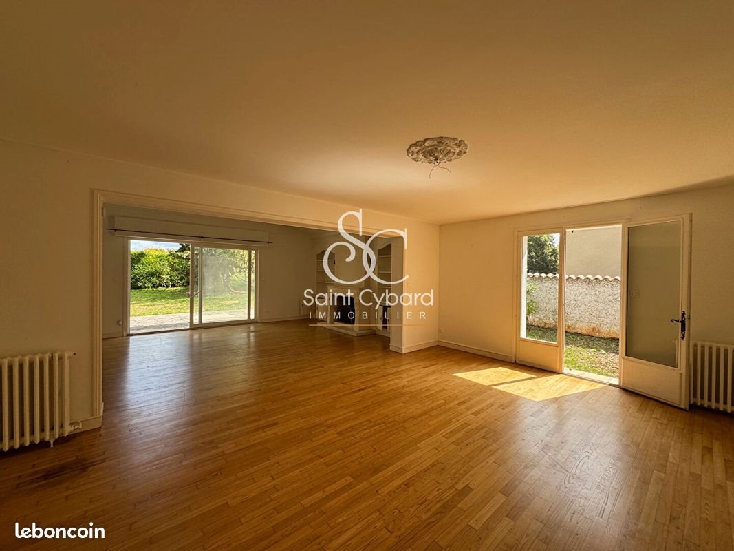Maison à vendre, 124m², Voeuil-et-Giget