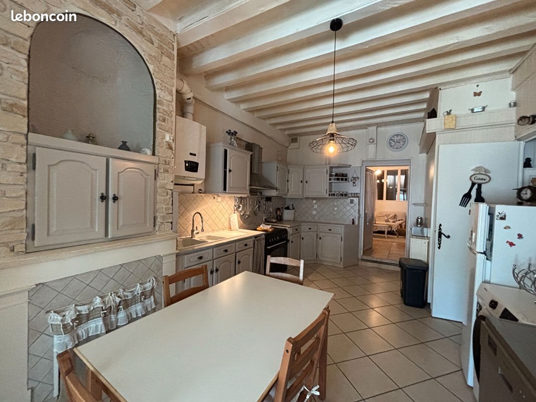Maison à louer, 134m², Brou