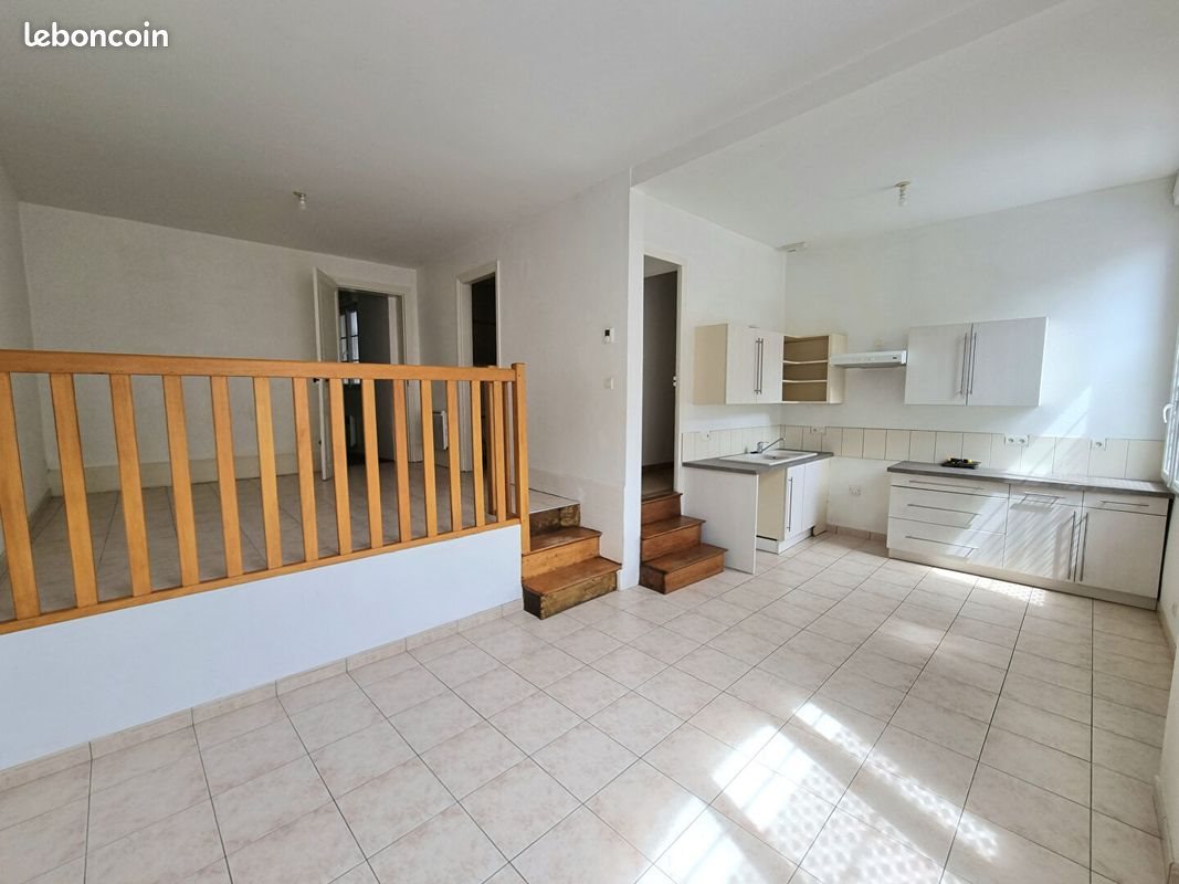 Appartement à louer, 51m², Brou