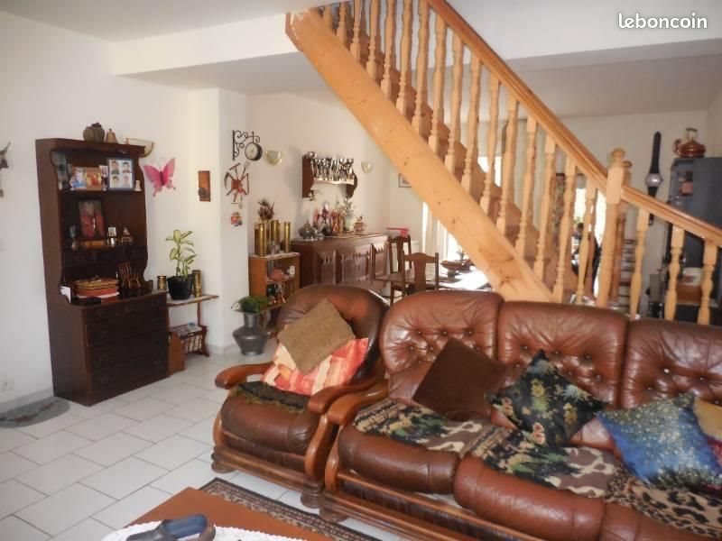 Maison à vendre, 1m², Etréaupont