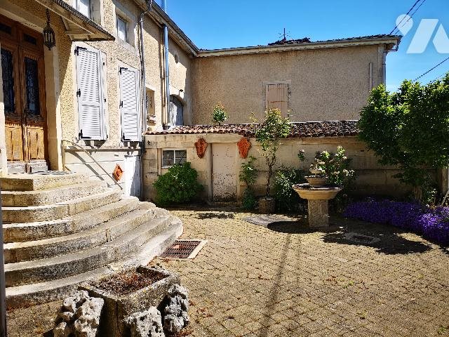 Maison à vendre, 161m², Forges de Lanouée