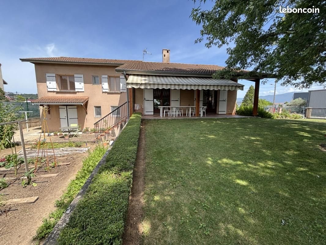 Maison à vendre, 161m², Génissieux