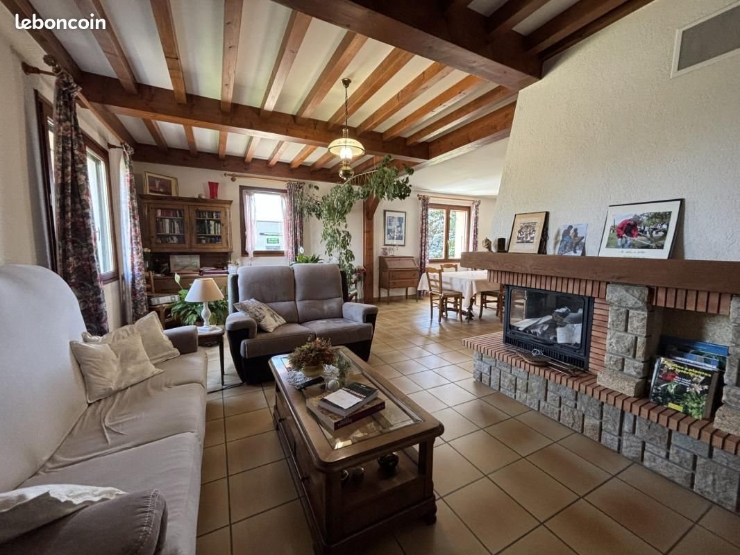 Maison à vendre, 161m², Génissieux