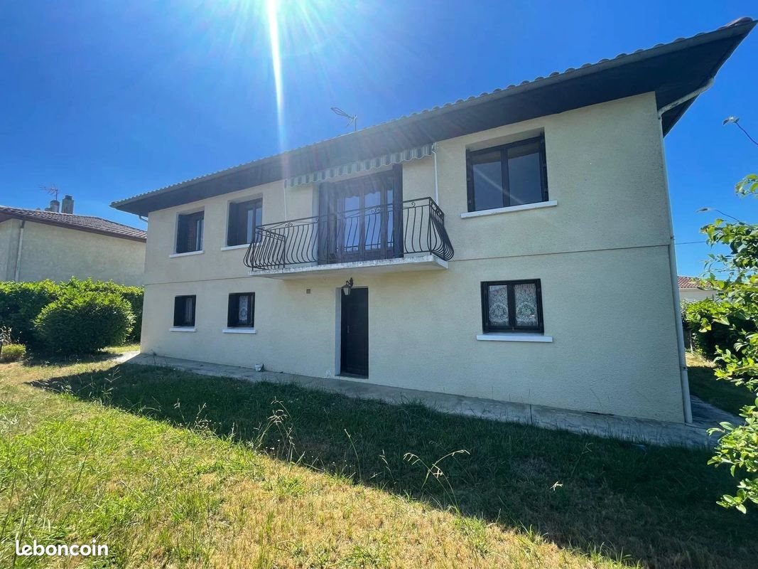 Maison à vendre, 104m², Nogaro