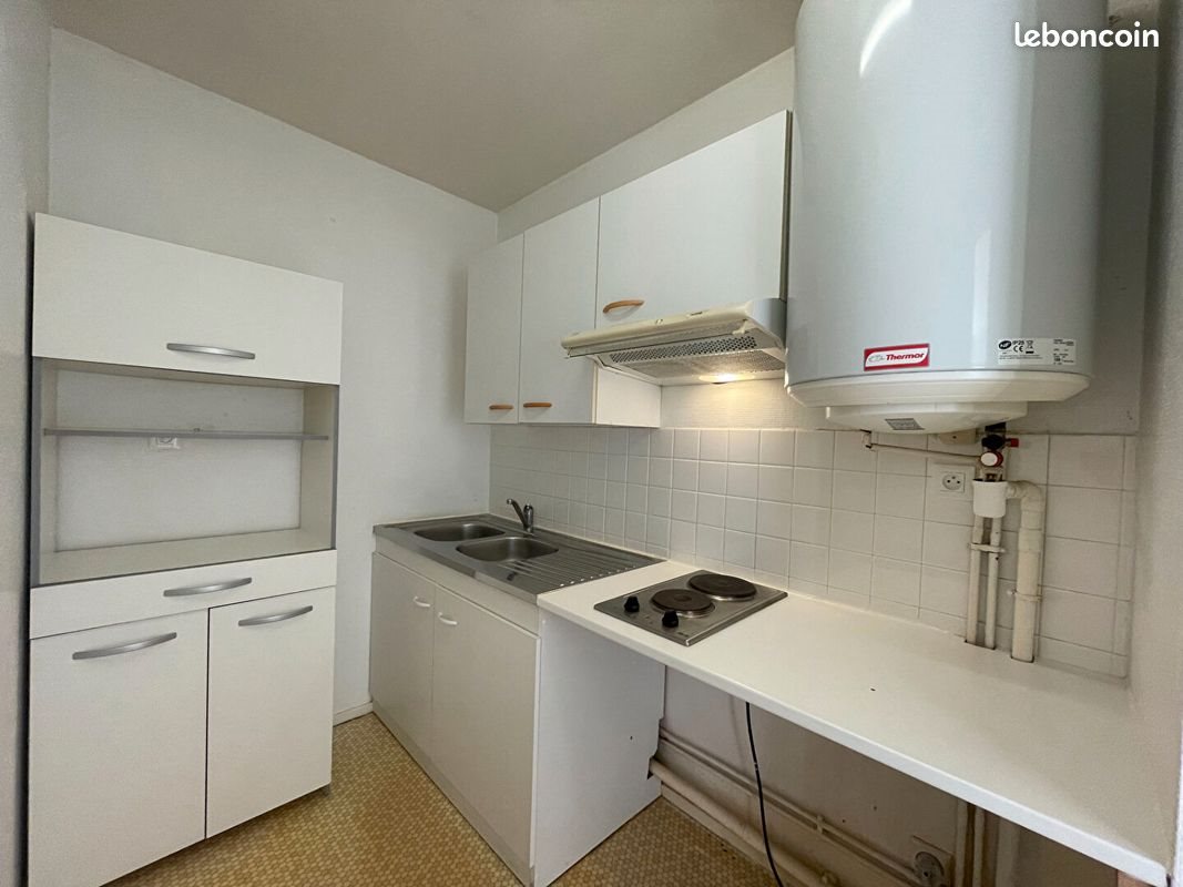 Appartement à louer, 40m², Sathonay-Camp