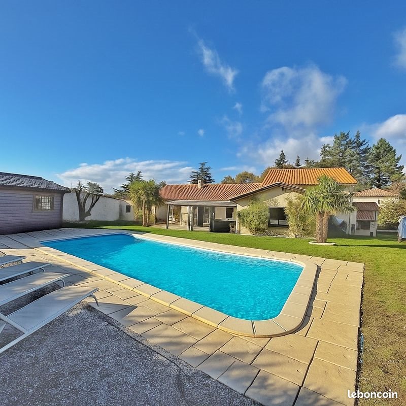 Maison à vendre, 202m², Vourles