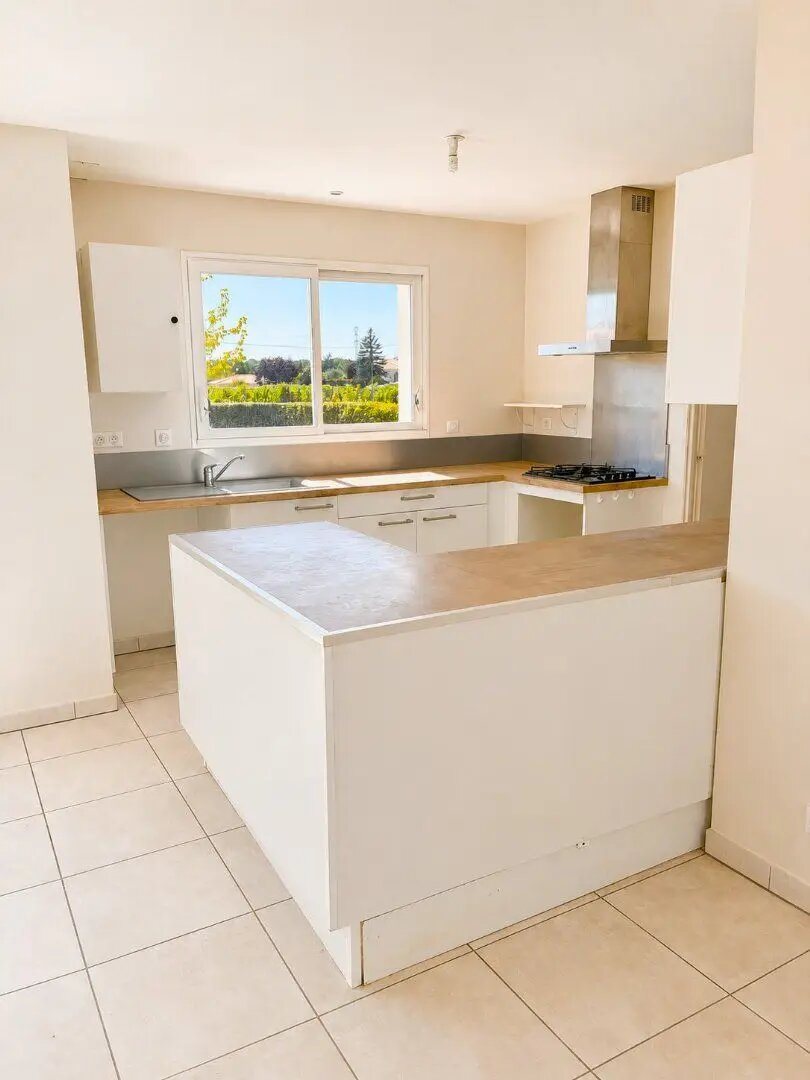 Maison à vendre, 100m², Saint-Yrieix-sur-Charente