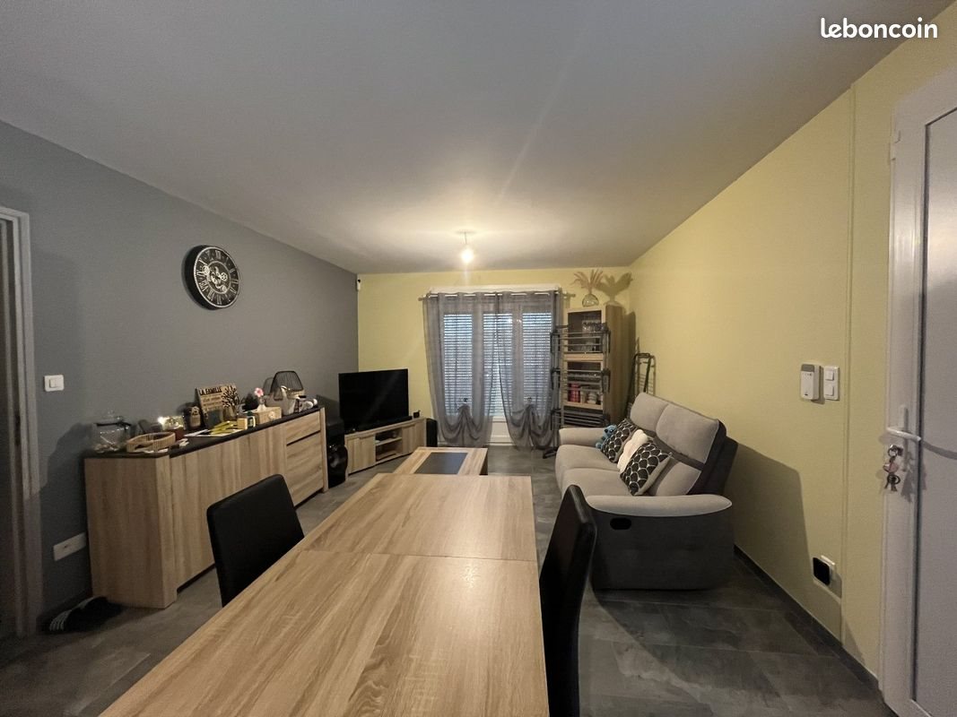 Maison à louer, 73m², Jarnac