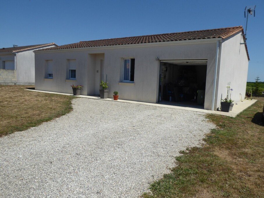 Maison à louer, 90m², Foussignac