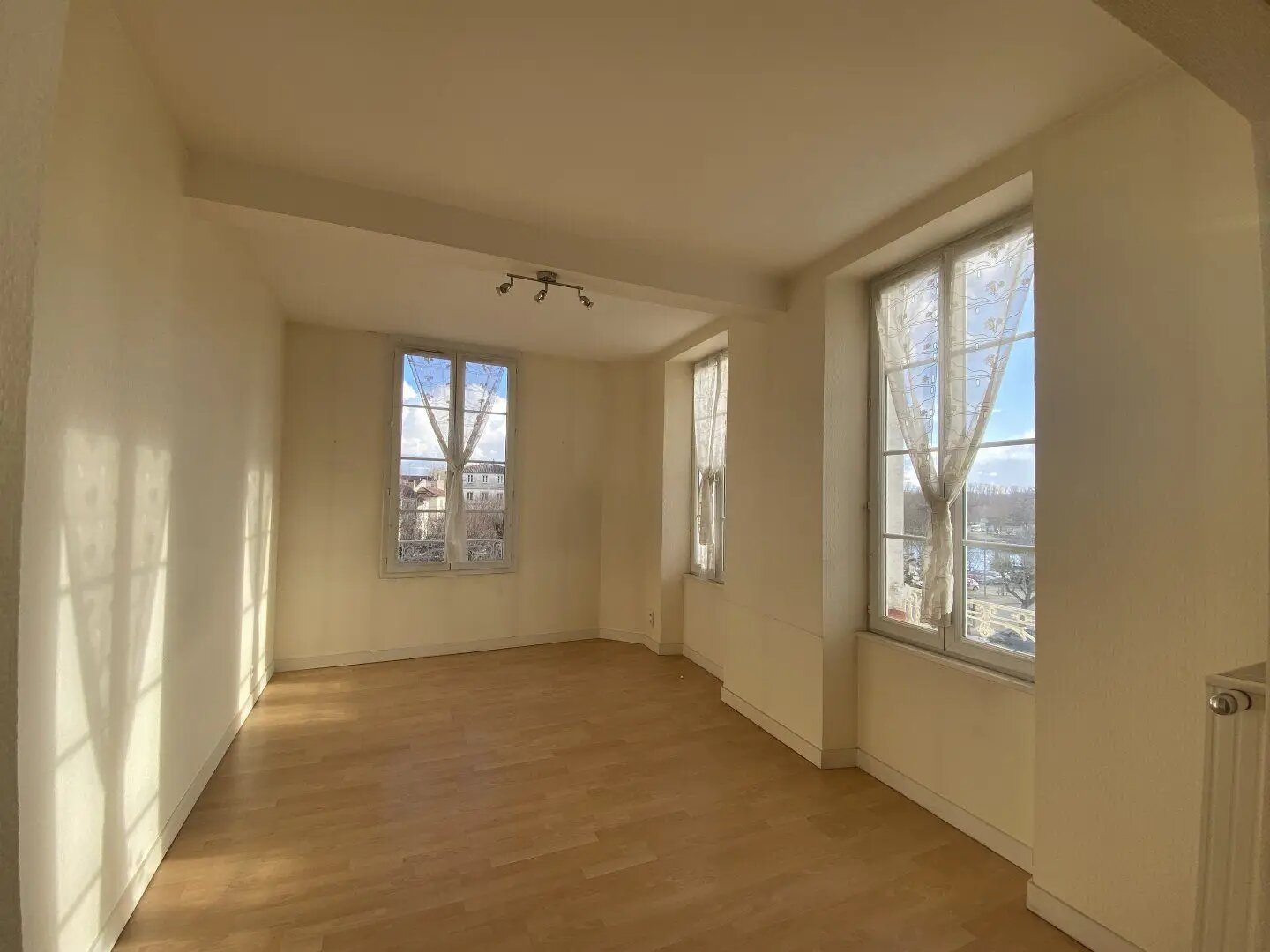 Appartement à louer, 73m², Jarnac