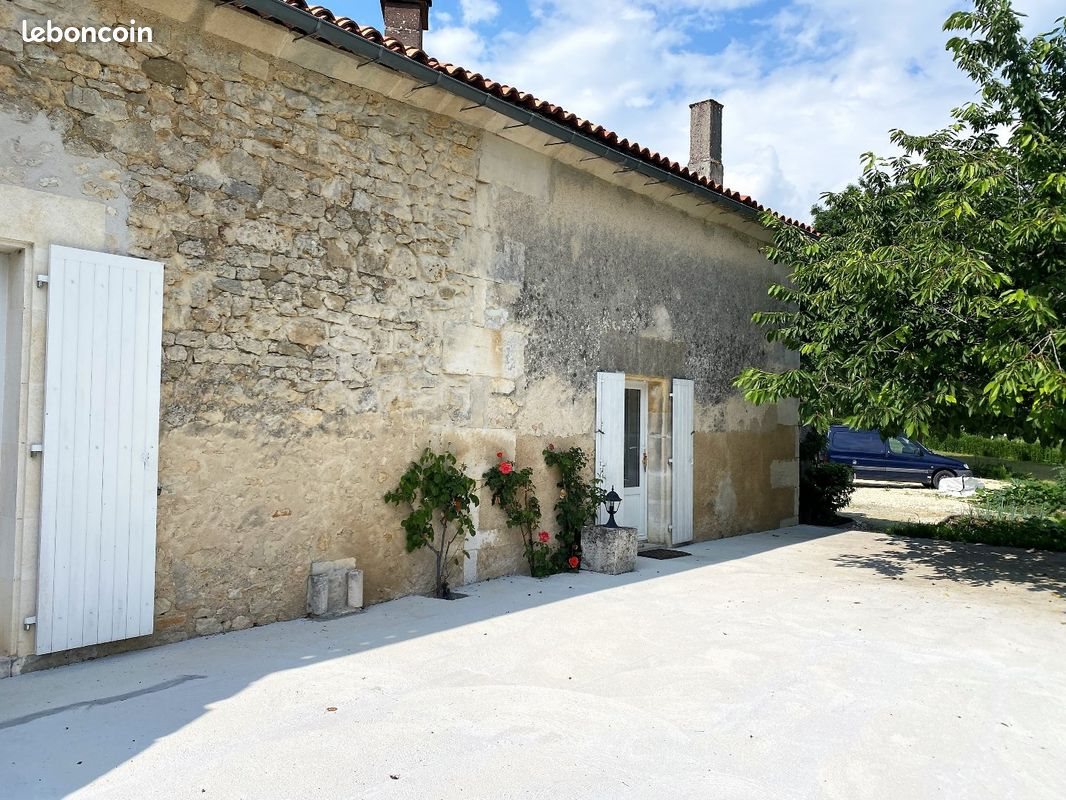 Maison à louer, 94m², Mosnac
