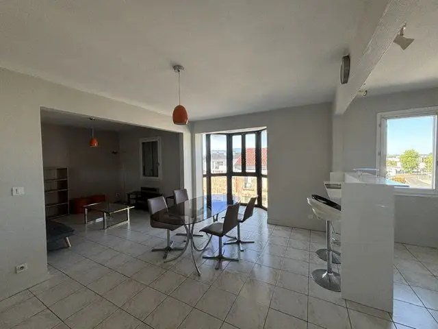 Appartement à louer, 58m², Angoulême