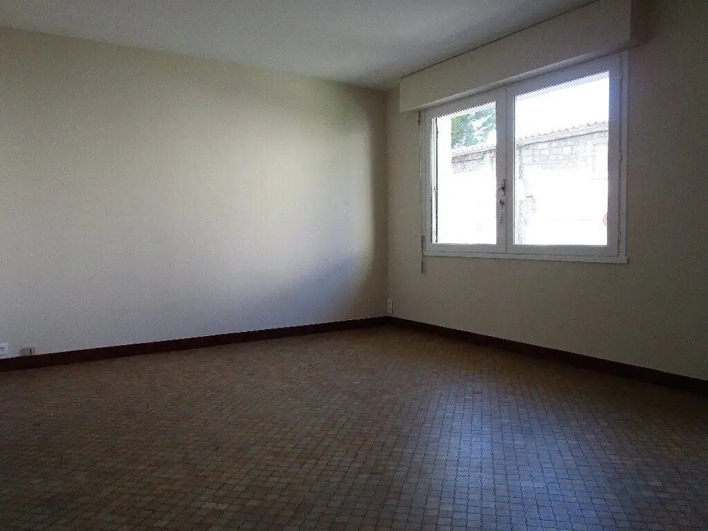 Maison à louer, 29m², Jarnac