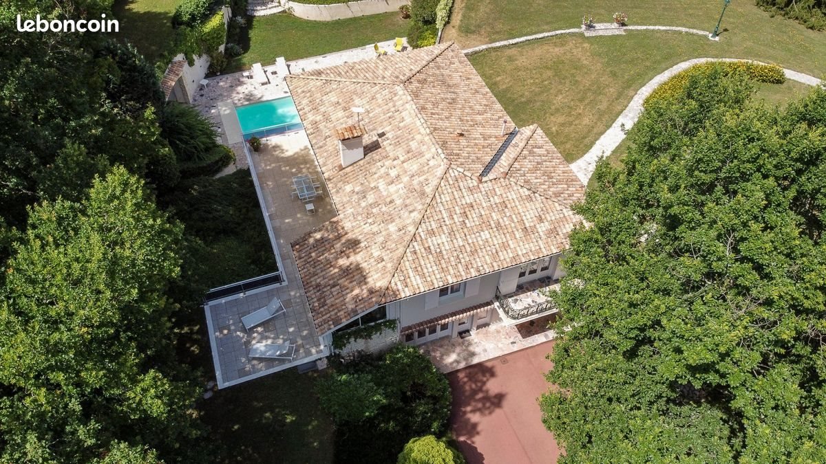Maison à vendre, 293m², Barbezieux-Saint-Hilaire