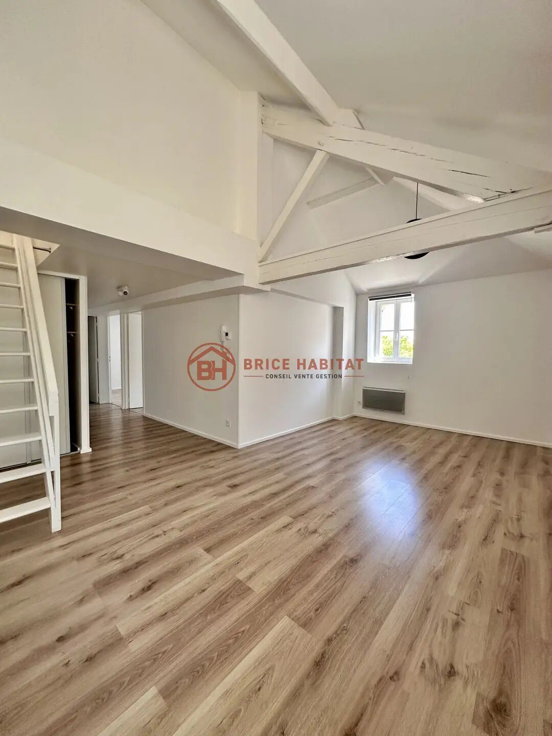 Appartement à louer, 57m², Croix