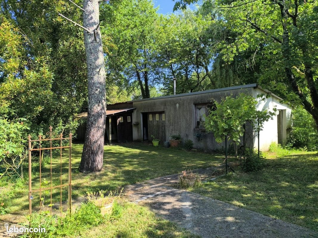 Maison à vendre, 185m², Lezay