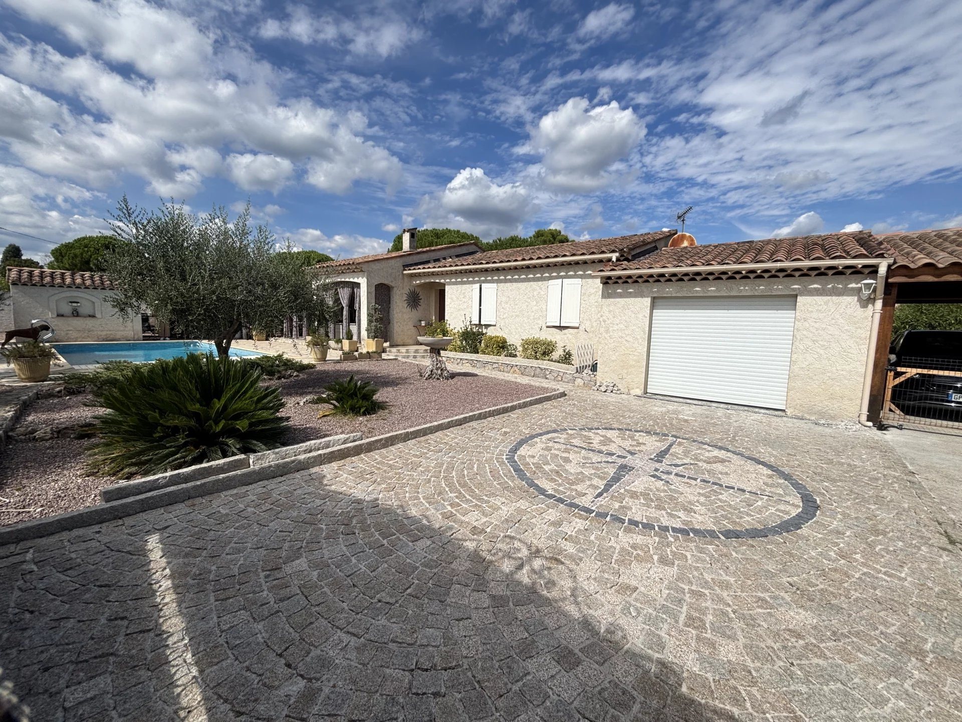 Maison à vendre, 100m², Figanières